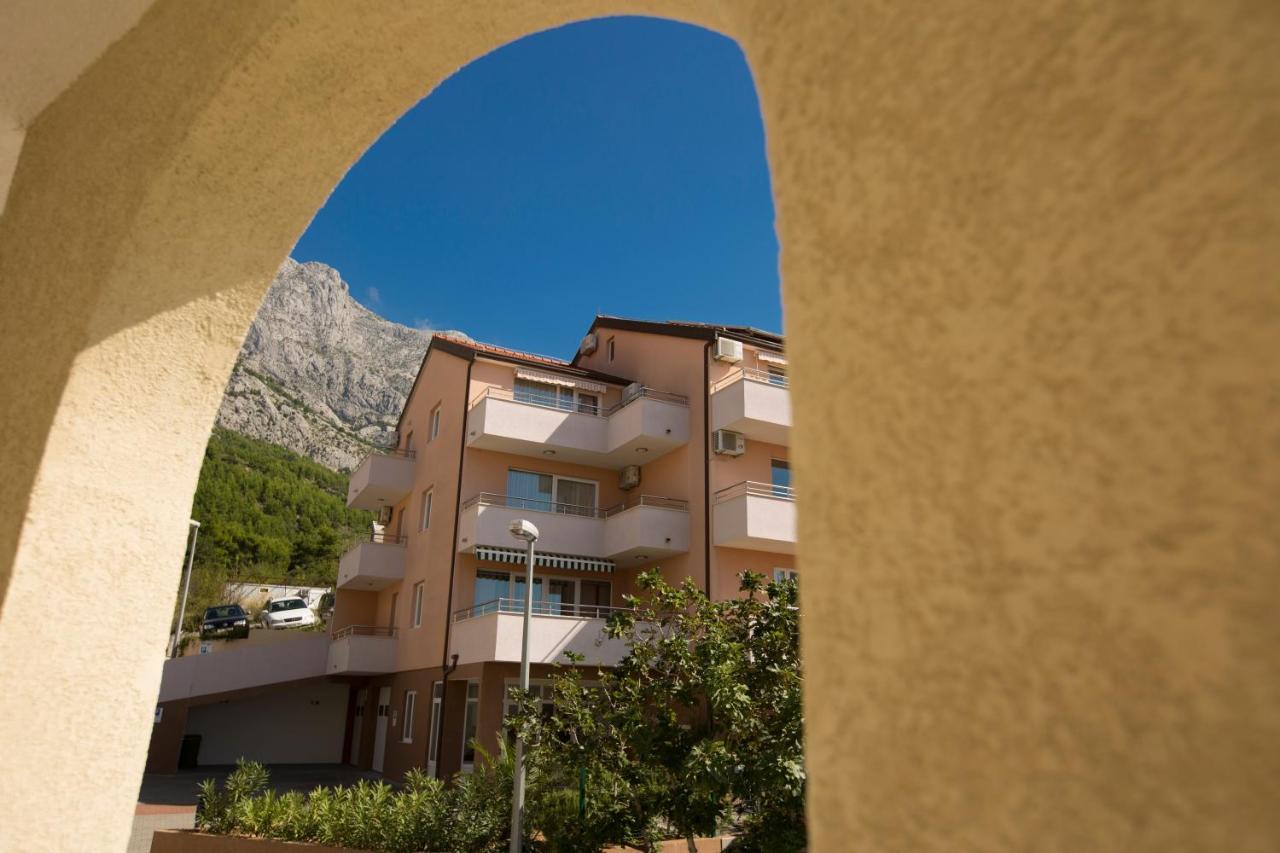 באסקה וודה Apartments Vila Adrijana & Fitness Studio Wolf Bv מראה חיצוני תמונה